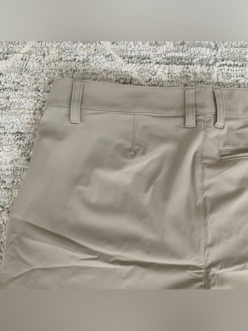 NEW Rhone 8" Resort Shorts in Sandalo Khaki Men’s Size 31 - Picture 8 of 12